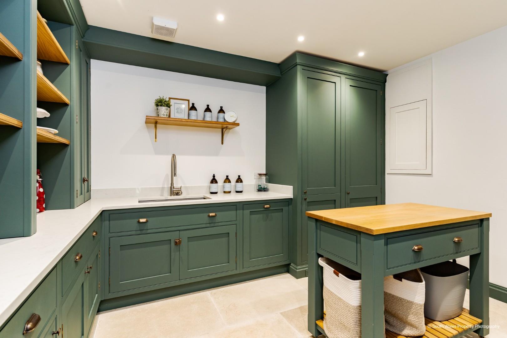 Heath House, 54 Eastgate, Cowbridge, Vale Of Glamorgan, CF71 7AB